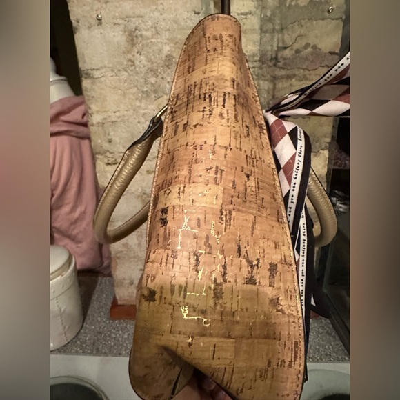 ANNE KLEIN Metallic Cork Lacey Satchel Hand Bag Faux Leather Gold. - Picture 4 of 12